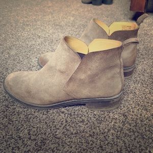 Lucky Brand brown bootie
